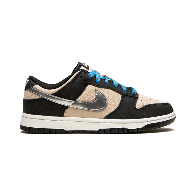 Dunk Low "Starry Laces"